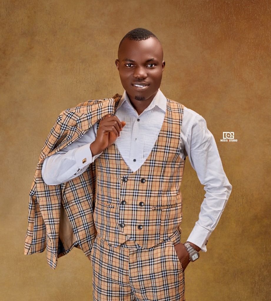 Christopher Uvwohwo, founder of LearnWithChris